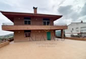 Xalet independent amb terreny en venda a la España, Vallirana, ref.: TR144126 foto