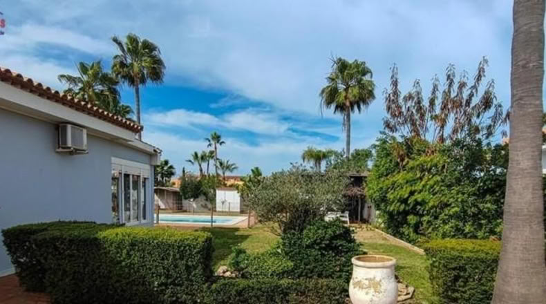 Cadiz - Chiclana de la Frontera - 1040m2