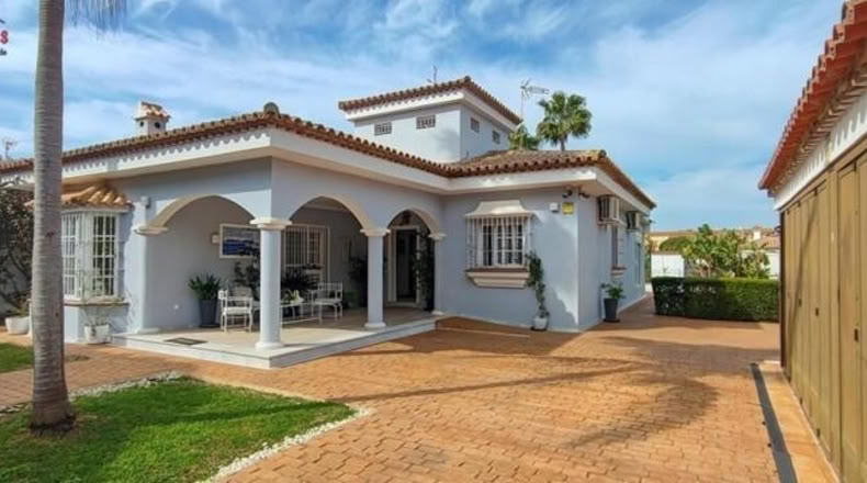 Cadiz - Chiclana de la Frontera - 1040m2