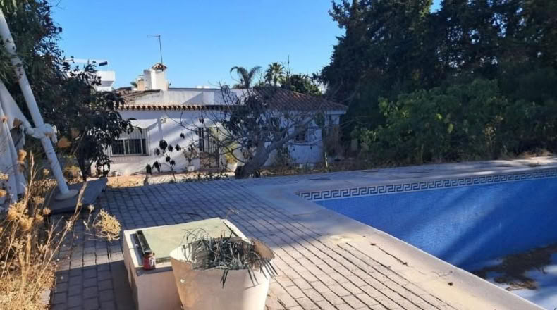 Malaga - Estepona - 2465m2