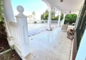 Xalet independent amb terreny en venda a la España, Estepona, ref.: TR351277 foto