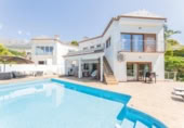 Chalet independiente con terreno en venta en la España, Altea, ref: TR374084 foto