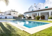 Xalet independent amb terreny en venda a la España, Marbella, ref.: TR160353 foto