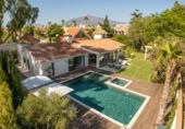 Xalet independent amb terreny en venda a la España, Marbella, ref.: TR333685 foto