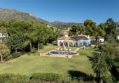 Xalet independent amb terreny en venda a la España, Marbella, ref.: TR333768 foto