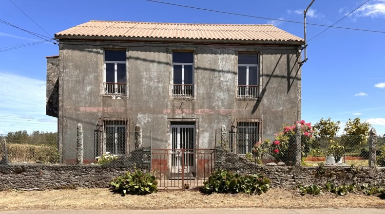 La Coruña - San Vicenzo - 6163m2