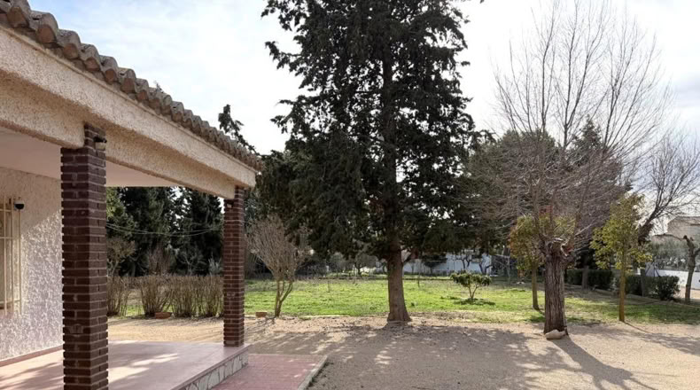 Albacete - Caudete - 2600m2