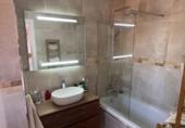 Casa de pueblo en venta en la España, Estepona, ref: TR402748 foto