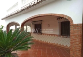 Xalet independent amb terreny en venda a la España, Caleta de Vélez, ref.: TR140990 foto