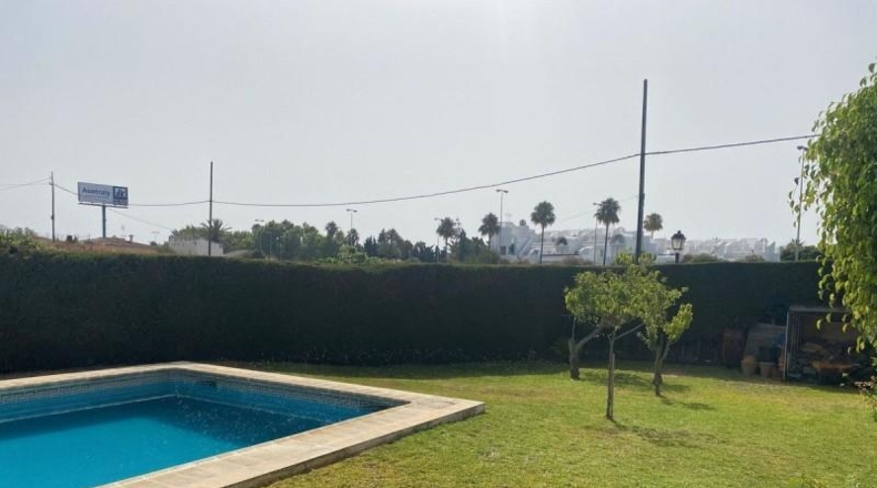 Málaga - Estepona - 748m2