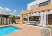 Chalet independiente con terreno en venta en la España, Rojales, ref: TR342888 foto