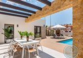 Chalet independiente con terreno en venta en la España, Rojales, ref: TR342888 foto