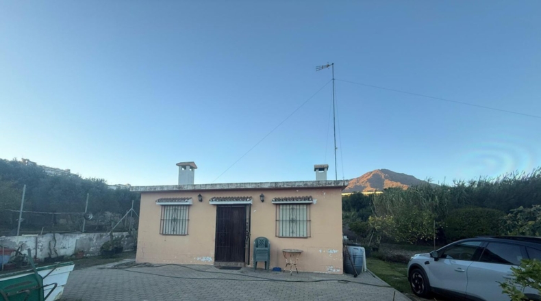Málaga - Villanueva del Trabuco - 8163m2