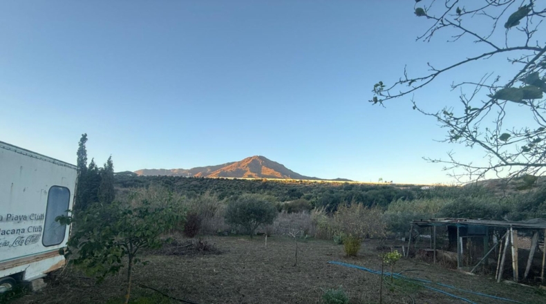 Málaga - Villanueva del Trabuco - 8163m2