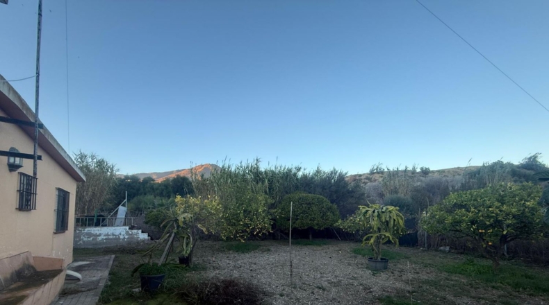 Málaga - Villanueva del Trabuco - 8163m2