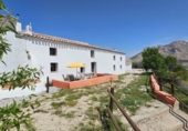Casa de camp amb terreny en venda a Vélez-Blanco ref.: TR402040 foto