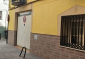 Xalet independent amb terreny en venda a Jaén ref.: TR405458 foto