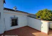 Xalet independent amb terreny en venda a Carmona ref.: TR405468 foto