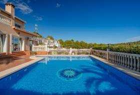 Calp 925&nbsp;m² 
