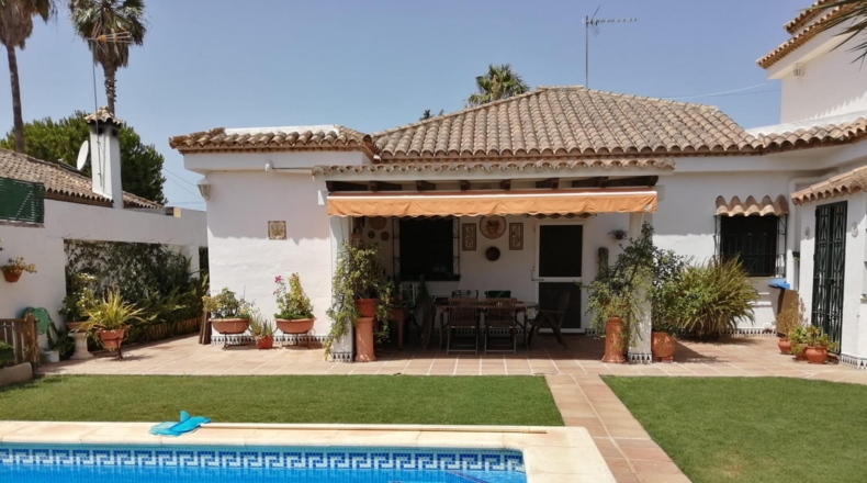 Cádiz - Чиклана-де-ла-Фронтера - 800m2