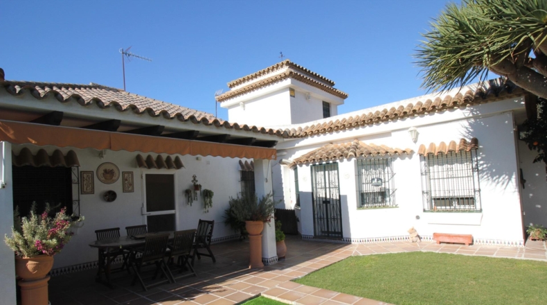 Cádiz - Чиклана-де-ла-Фронтера - 800m2