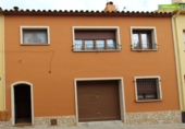 Дом с участком на продажу в городе Palafrugell. Фото