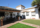 Xalet independent amb terreny en venda a Chiclana de la Frontera ref.: TR394544 foto