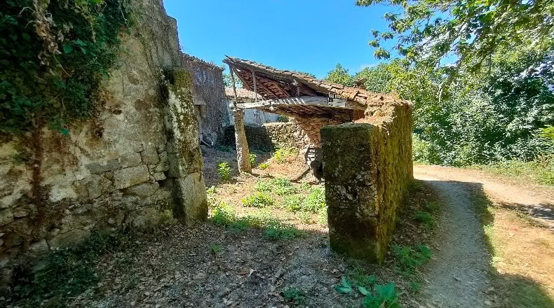 Lugo - Santa Mariña - 225m2