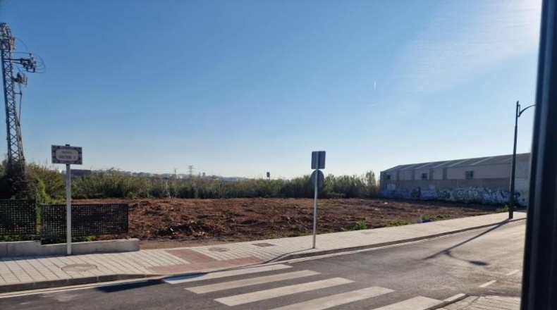Valencia - Manises - 2061m2
