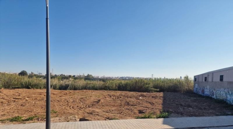 Valencia - Manises - 2061m2