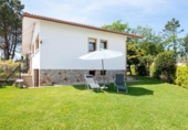 Chalet independiente con terreno en alquiler en la España, Sangenjo, ref: TR176263 foto