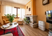 Chalet independiente con terreno en alquiler en la España, Sangenjo, ref: TR176263 foto