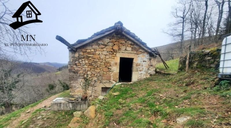 Cantabria - San Pedro del Romeral - 10240m2