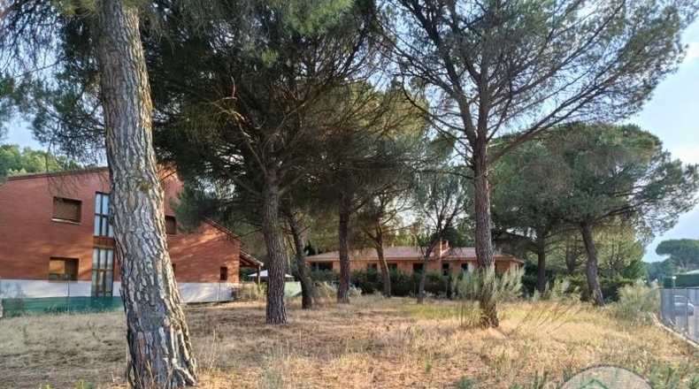 Valladolid - Aldeamayor de San Martín - 1044m2