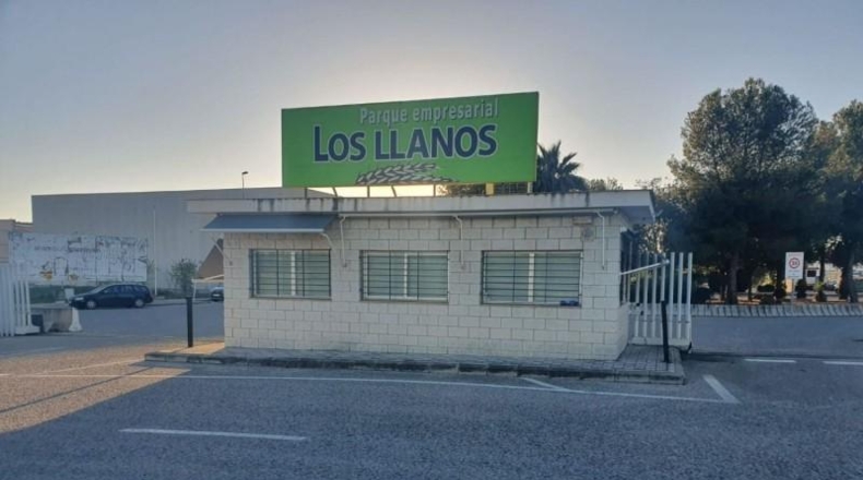 Seville - Salteras - 637m2