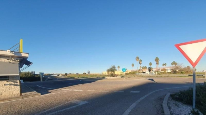 Seville - Salteras - 637m2