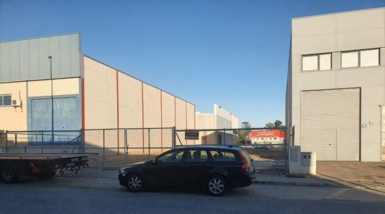 Seville - Salteras - 637m2