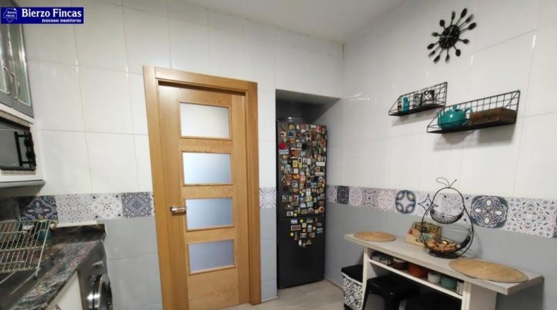 León - Castropodame - 77m2