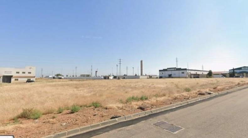 Badajoz - La Zarza - 1125m2