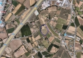 Земля на продажу у города Villa de Otura Фото