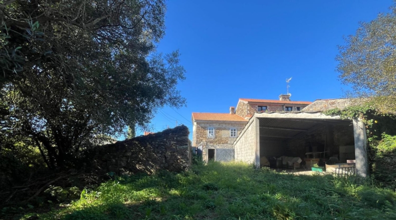 Ла-Корунья - Filgueira - 1300m2