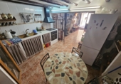 Дом с участком на продажу в городе les Coves de Vinromà. Фото