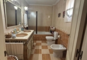 Дом с участком на продажу в городе Alcalá de Guadaíra. Фото