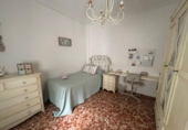 Дом с участком на продажу в городе Alcalá de Guadaíra. Фото