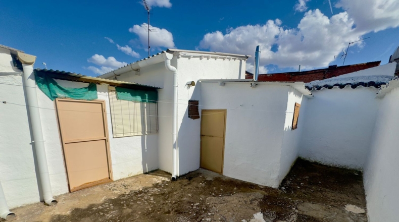 Ciudad Real - Valdepeñas - 198m2