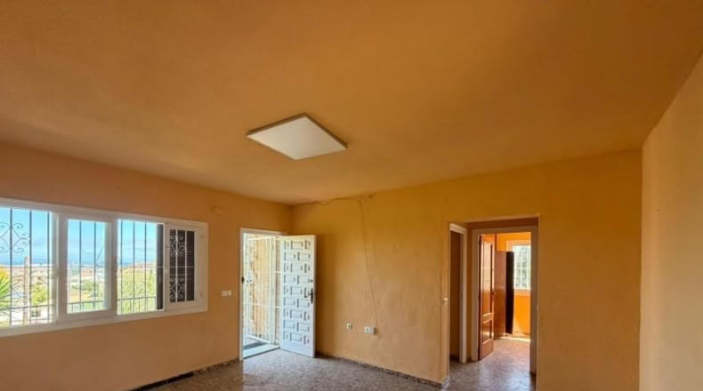 Аликанте - Torrevieja - 830m2