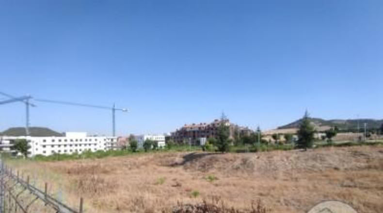 Valladolid - La Cistérniga - 1795m2