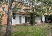 Chalet independiente con terreno en venta en la España, Cáceres, ref: TR405663 foto