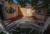Chalet independiente con terreno en venta en la España, Cáceres, ref: TR405663 foto