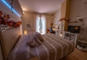 Chalet independiente con terreno en venta en la España, Cáceres, ref: TR405663 foto